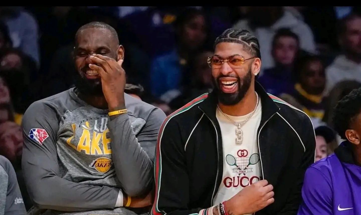 包含浓眉哥焦点对战,Faker与60激战G2分钟,领先优势明显胜负难料!热度持续攀升的词条 包含浓眉哥焦点对战,Faker与60激战G2分钟,领先优势明显胜负难料!热度持续攀升的词条